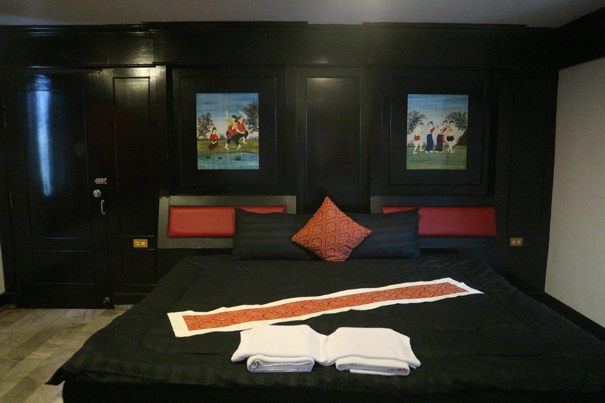 Patong Holiday Dream Hotel מראה חיצוני תמונה