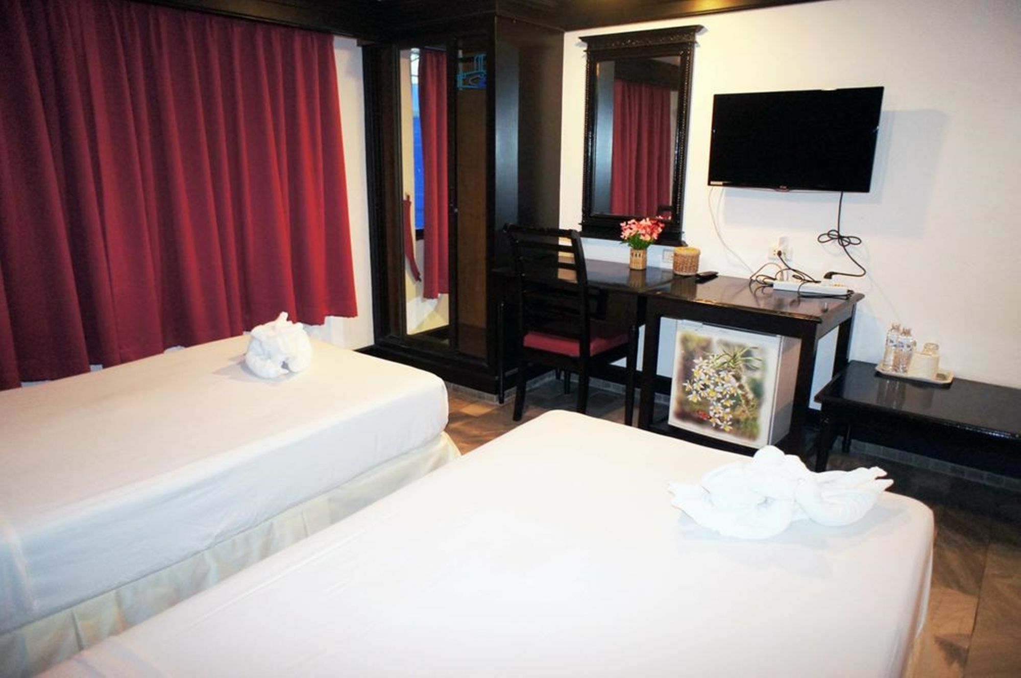 Patong Holiday Dream Hotel מראה חיצוני תמונה